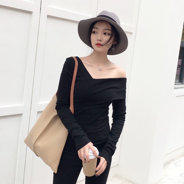 Easy Match Off Shoulder Solid Shirt