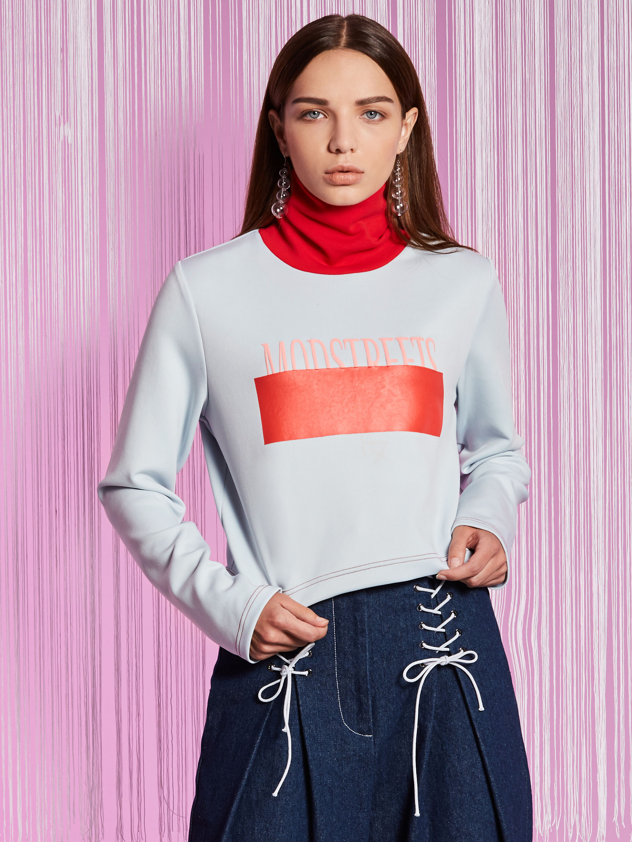 Turtle Neck Contrast Color Woman T-shirt