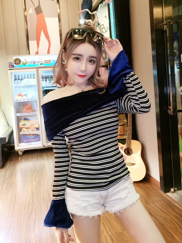 Stylish Boat Neck Flounce Cuff Striped Tee